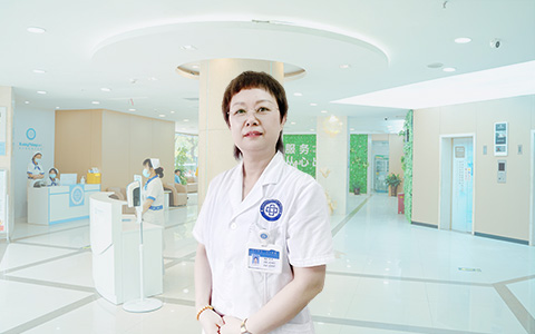 李利